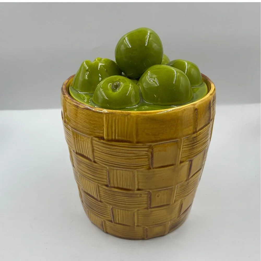 Vintage Doranne California J-210 Ceramic Apple Basket Cookie Jar Avocado Green